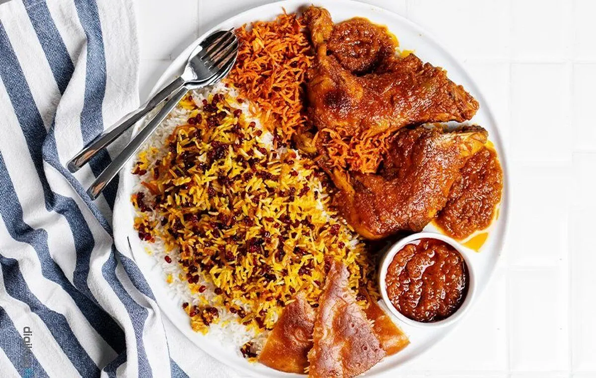 آموزش روز اول، طرز تهیه مرغ خوشمزه با کشمش و زرشک