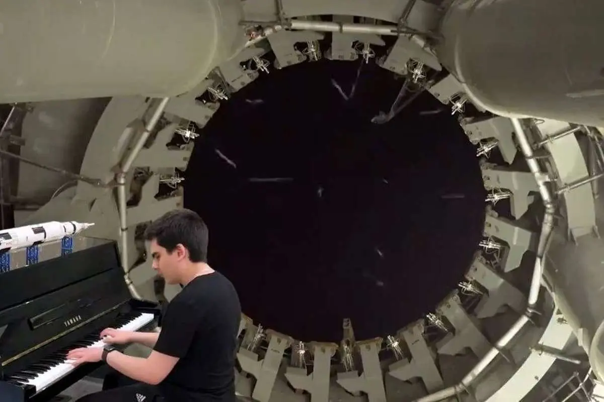 (ویدیو) ویدیوی ایلان ماسک از یک نوازنده ایرانی؛ ترکیب استارشیپ و پیانو