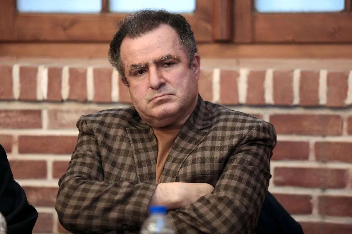 مجری اسبق برنامه سینمایی هفت: با زور و تهمت و تهدید فیلمساز نمی‌شوید