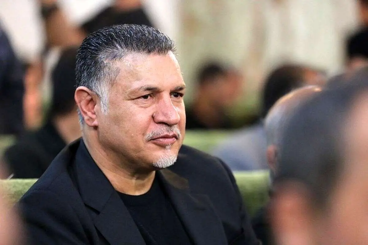 تماس علی دایی با حمید علیدوستی مهاجم سابق تیم ملی