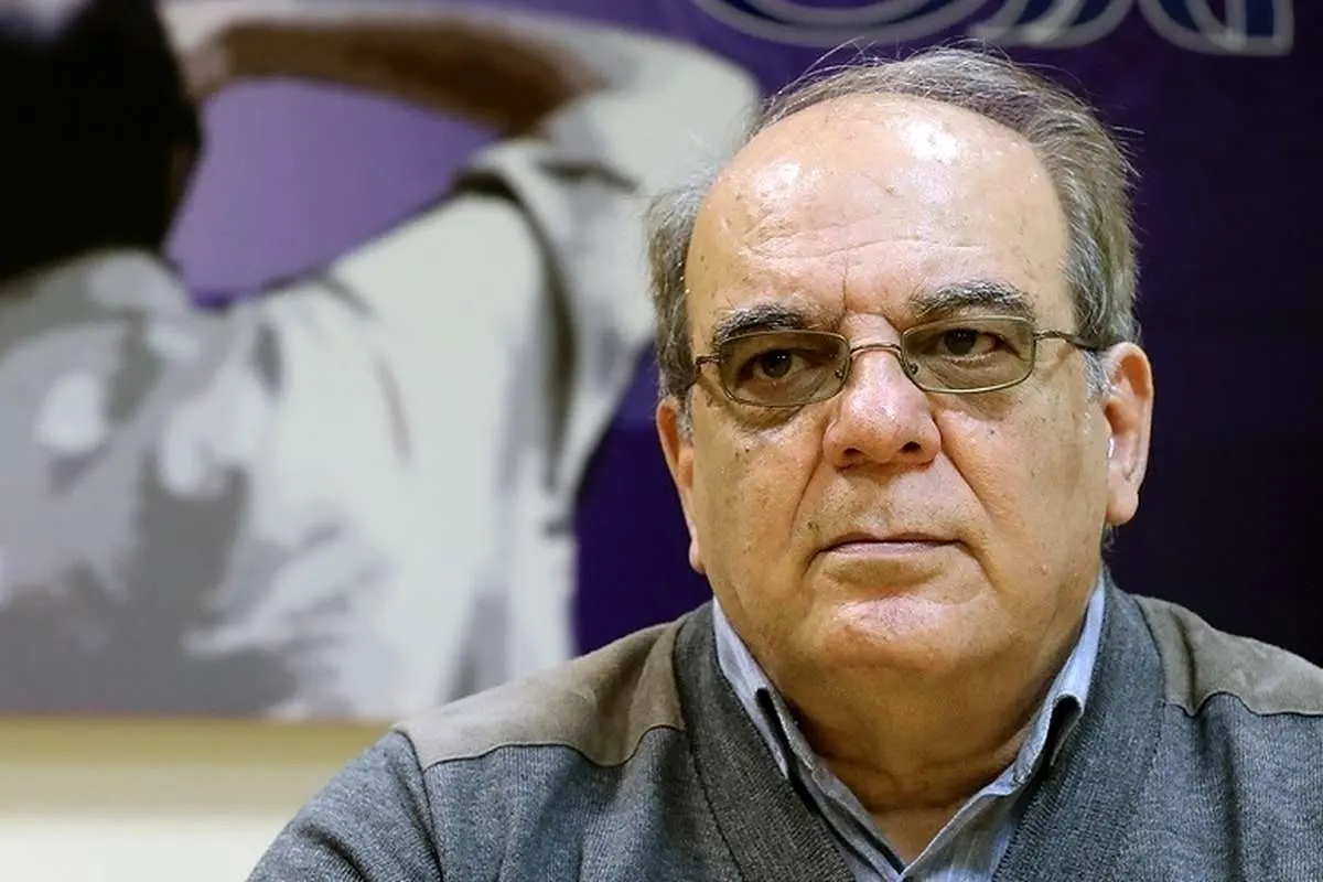 کنایه عباس عبدی به سکوت اصولگرایان درباره مواضع تند مهدی نصیری