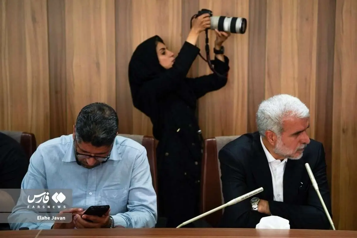 (عکس) مراسم رونمایی از کتب نقض حقوق بشر در کانادا و سوئد