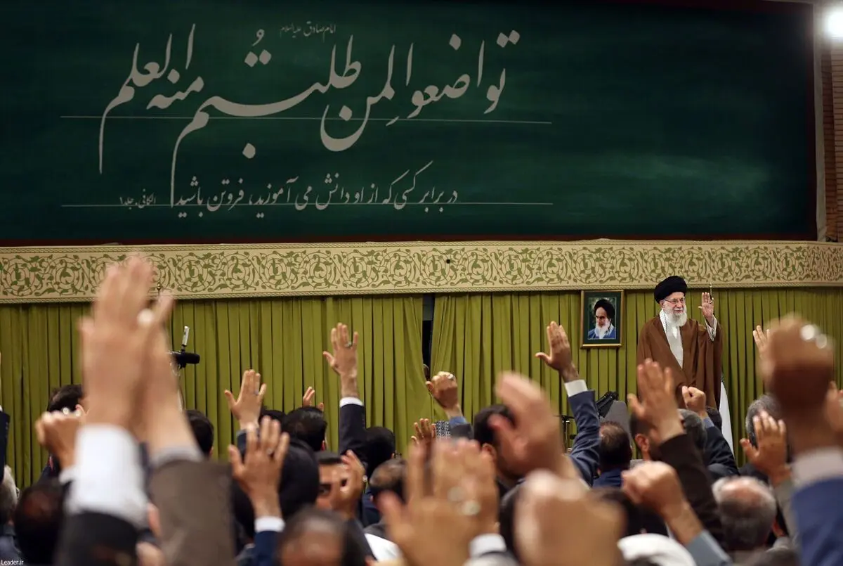 (تصاویر) دیدار معلمان و فرهنگیان با رهبر انقلاب