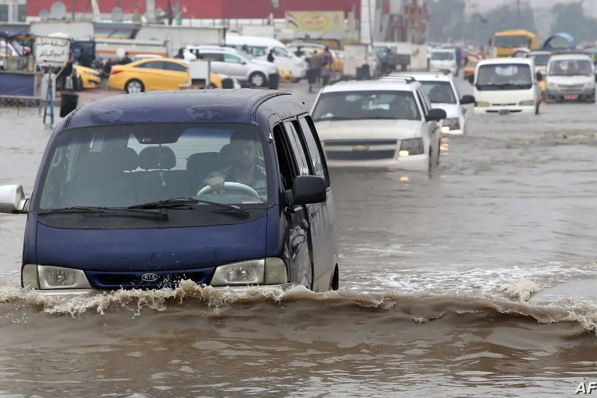 (ویدئو) آبگرفتگی خیابانهای اربیل