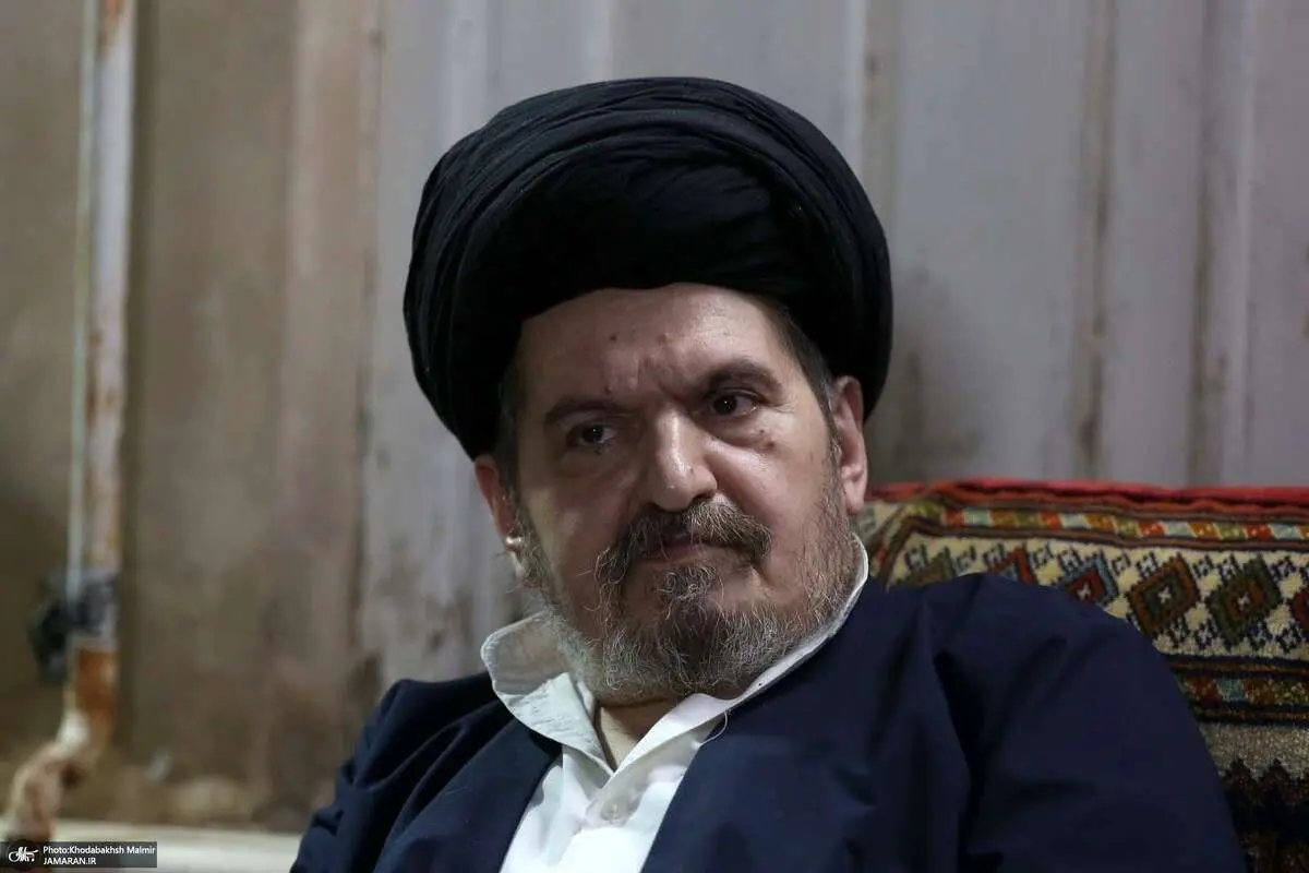 (تصاویر) حضور شخصیتهای حوزوی در منزل سید حسین خمینی