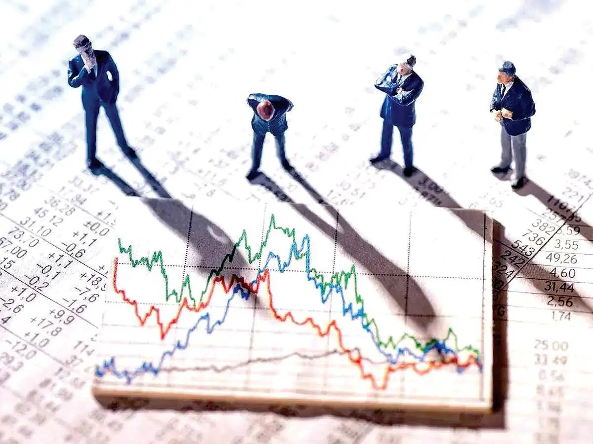 معادله تورمی بازدهی سهام