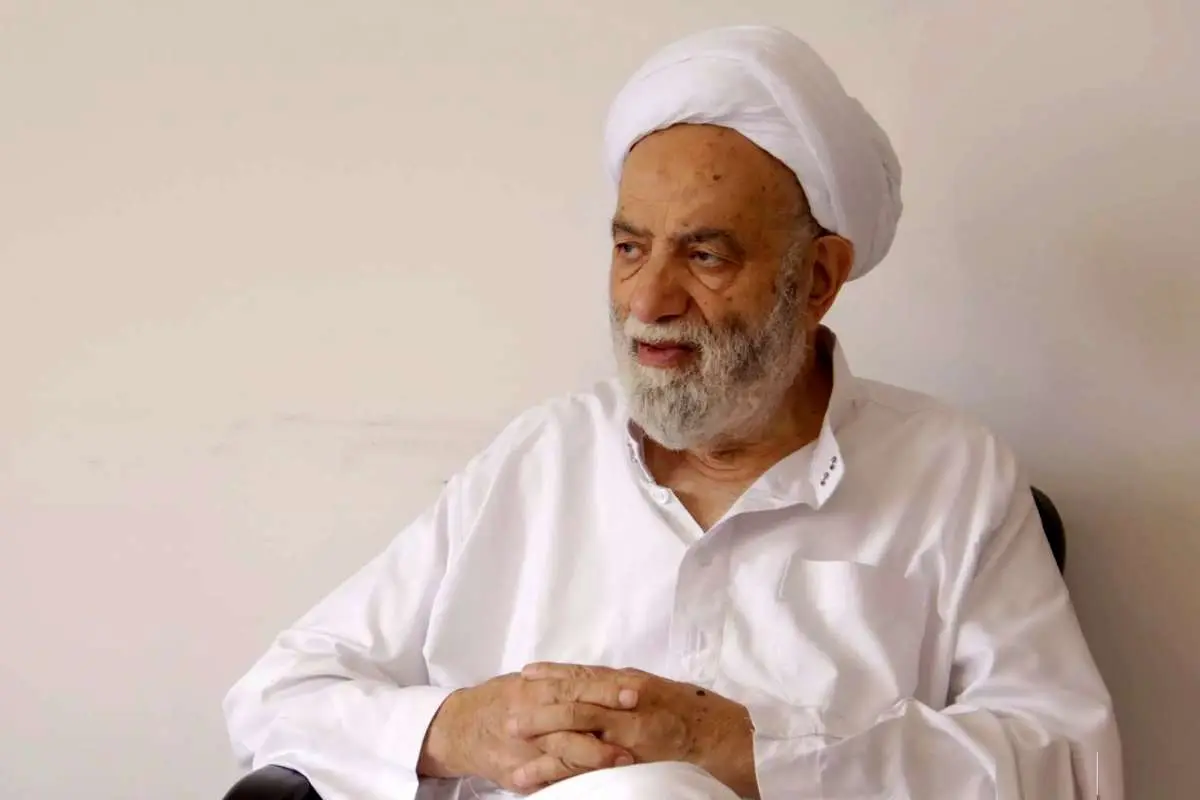 (ویدیو) پاسخ جالب رهبر انقلاب به ابراز ناراحتی قرائتی و درخواست او