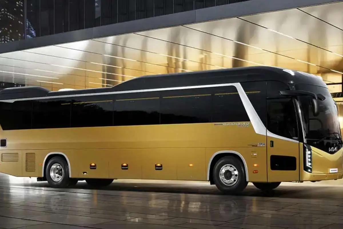 واردات اتوبوس بین شهریِ کارکرده آزاد شد