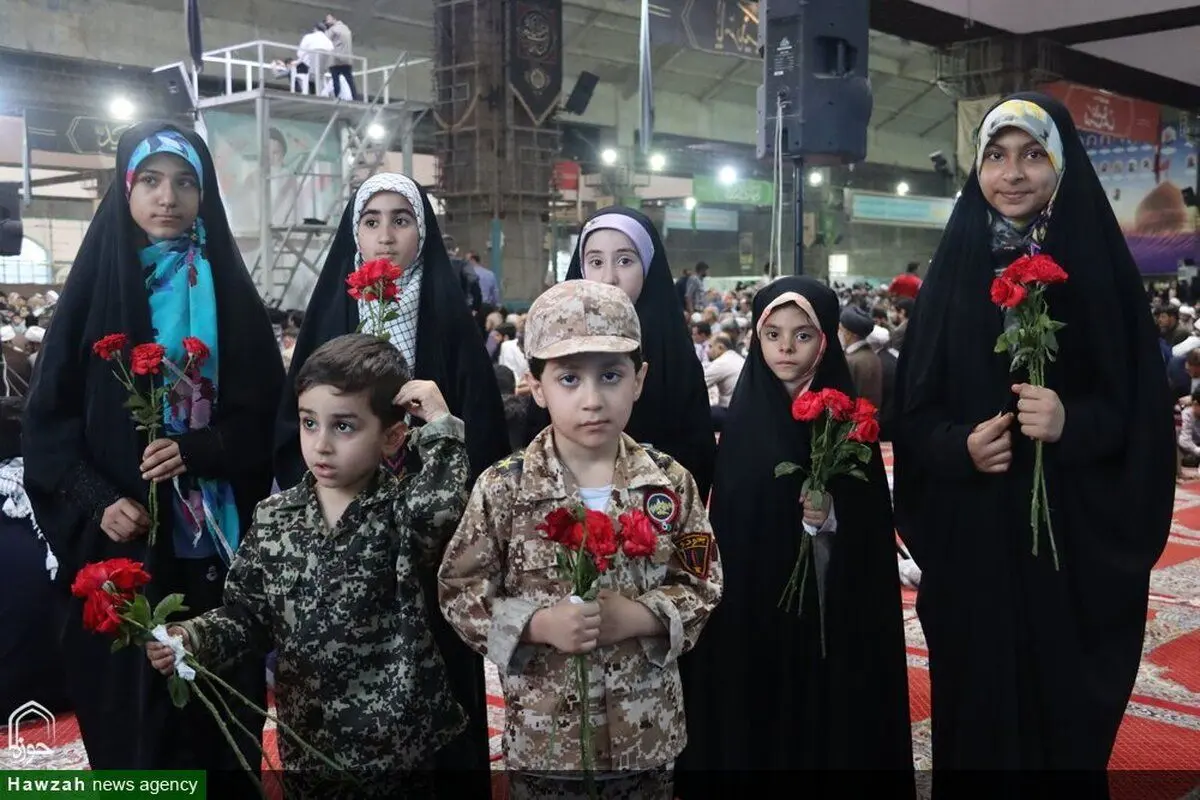 (تصاویر) اجتماع بزرگ مردم اهواز در حمایت از عفاف و حجاب و مجریان طرح نور