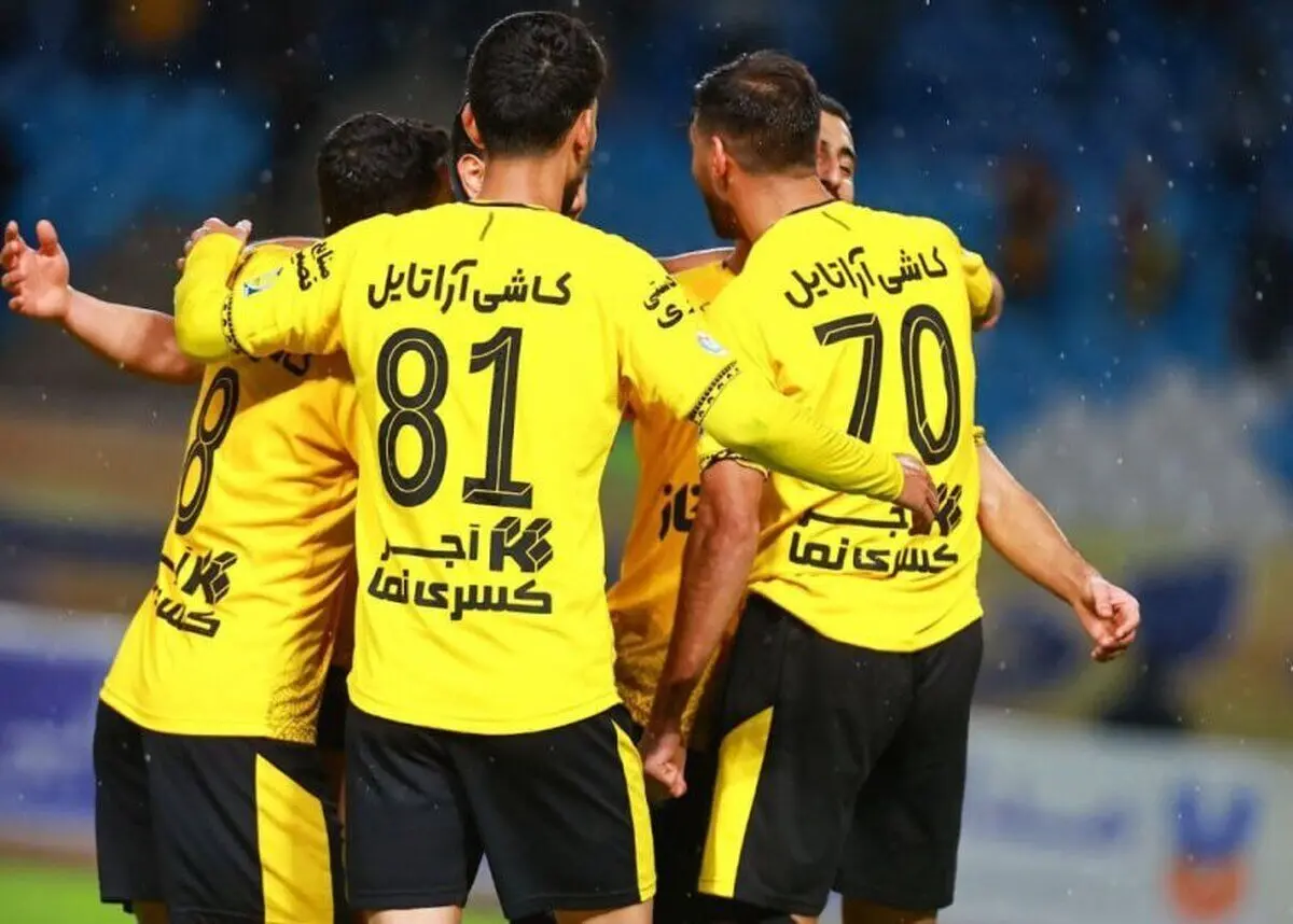 ترکیب عجیب سپاهان مقابل مس رفسنجان!