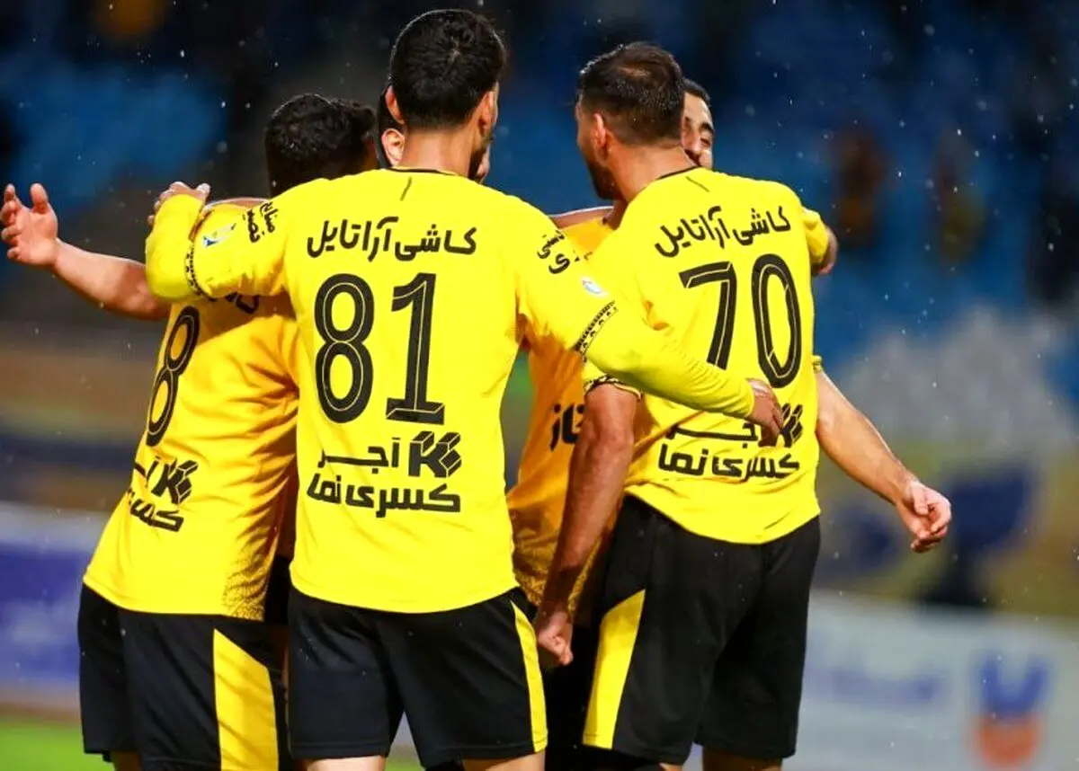 ترکیب عجیب سپاهان مقابل مس رفسنجان!