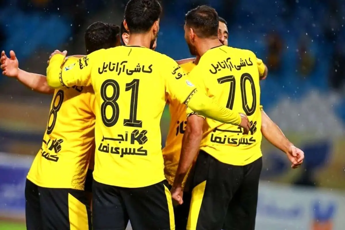 ترکیب عجیب سپاهان مقابل مس رفسنجان!
