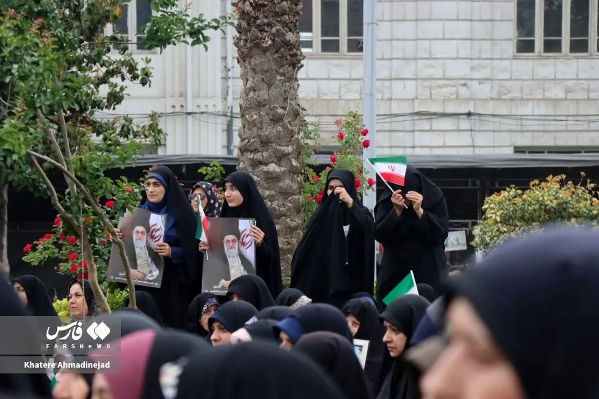 (عکس) اول از حجابِ بیمارستان‌ها و بانک‌ها شروع کنید