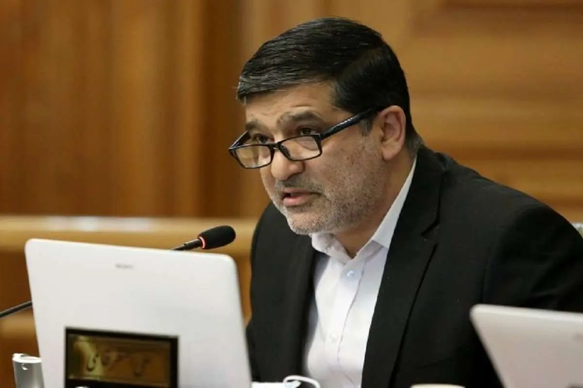 واکنش عضو شورای شهر به حادثه پله برقی برای کودک ۵ساله