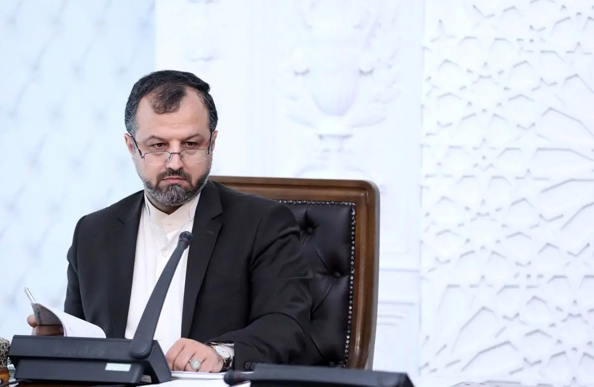 خاندوزی: با دستور ویژه رییس‌جمهور مشکل طلافروشان حل شد