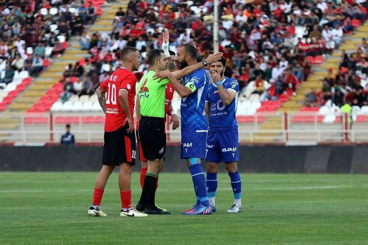 جریمه ۱۵۱ میلیون تومانی استقلال و تراکتور