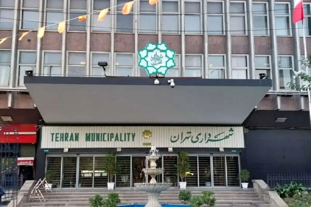سیاستگذار در تله خودساخته