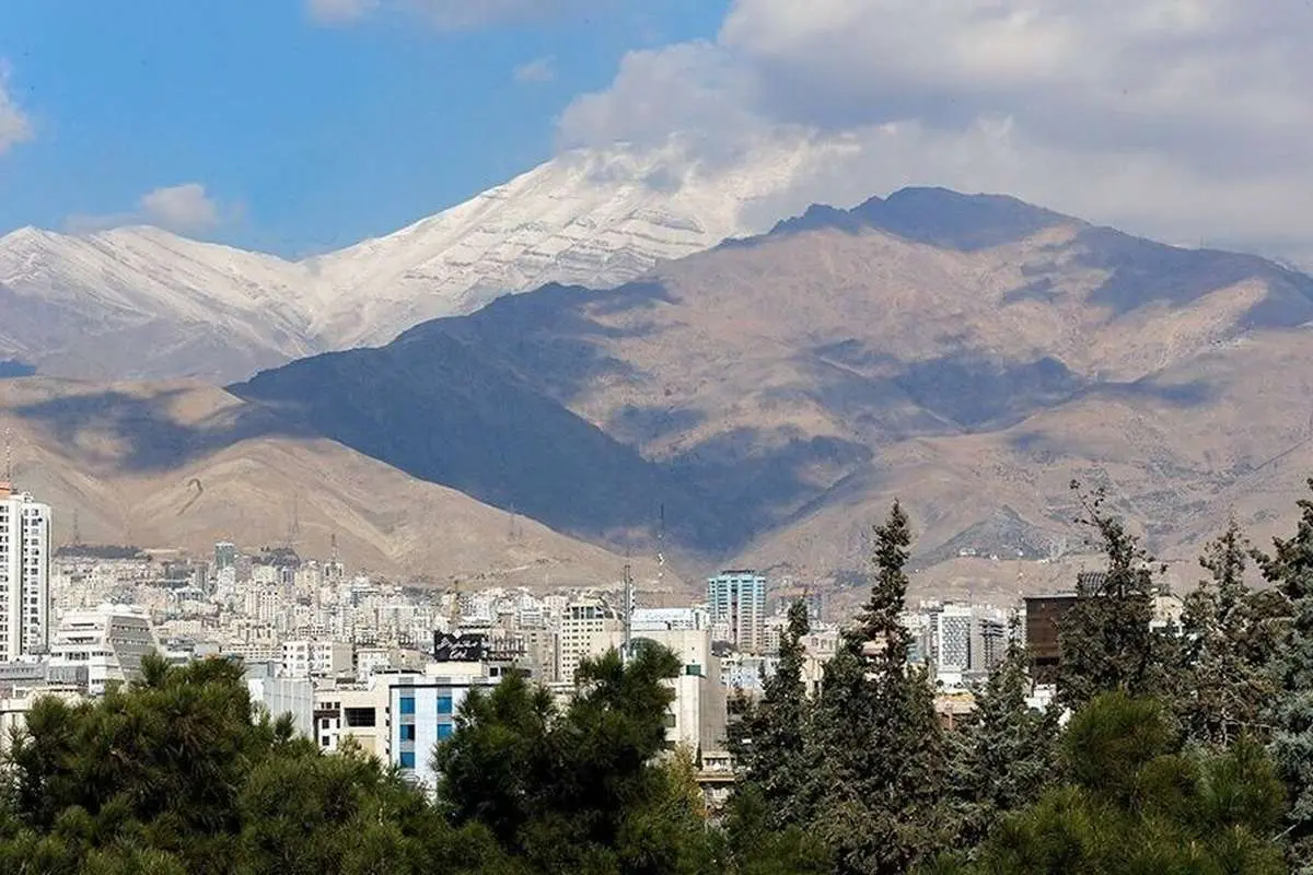 هوای تهران در وضعیت قابل قبول