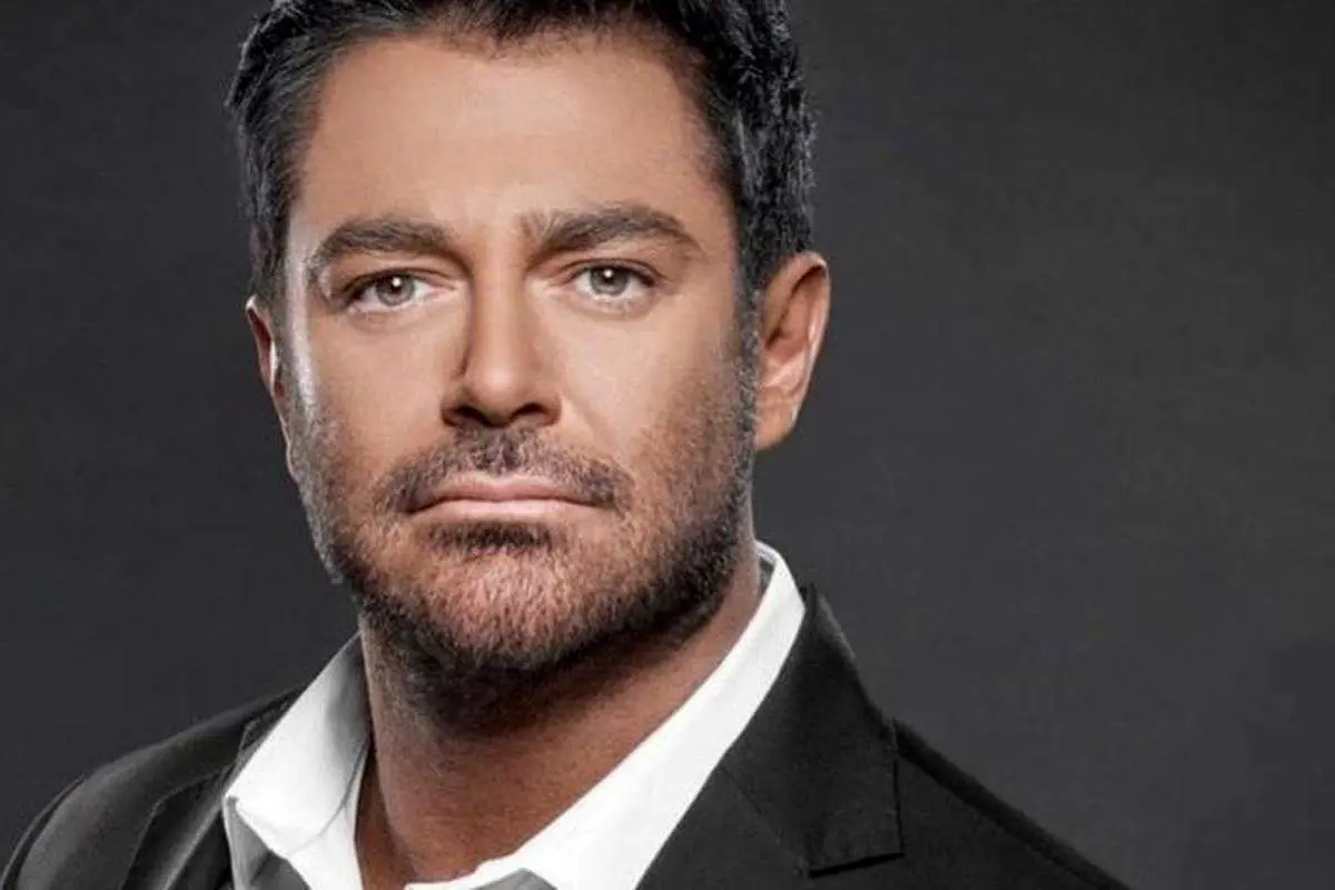 (ویدئو) محمدرضا گلزار دست به دامان هوادارانش شد