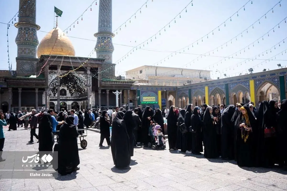(عکس) عروس و داماد پای صندوق رأی