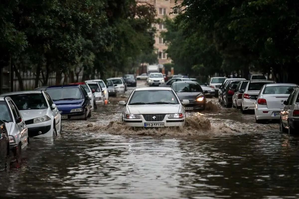 (ویدئو) آبگرفتگی گسترده زیرگذرهای مشهد