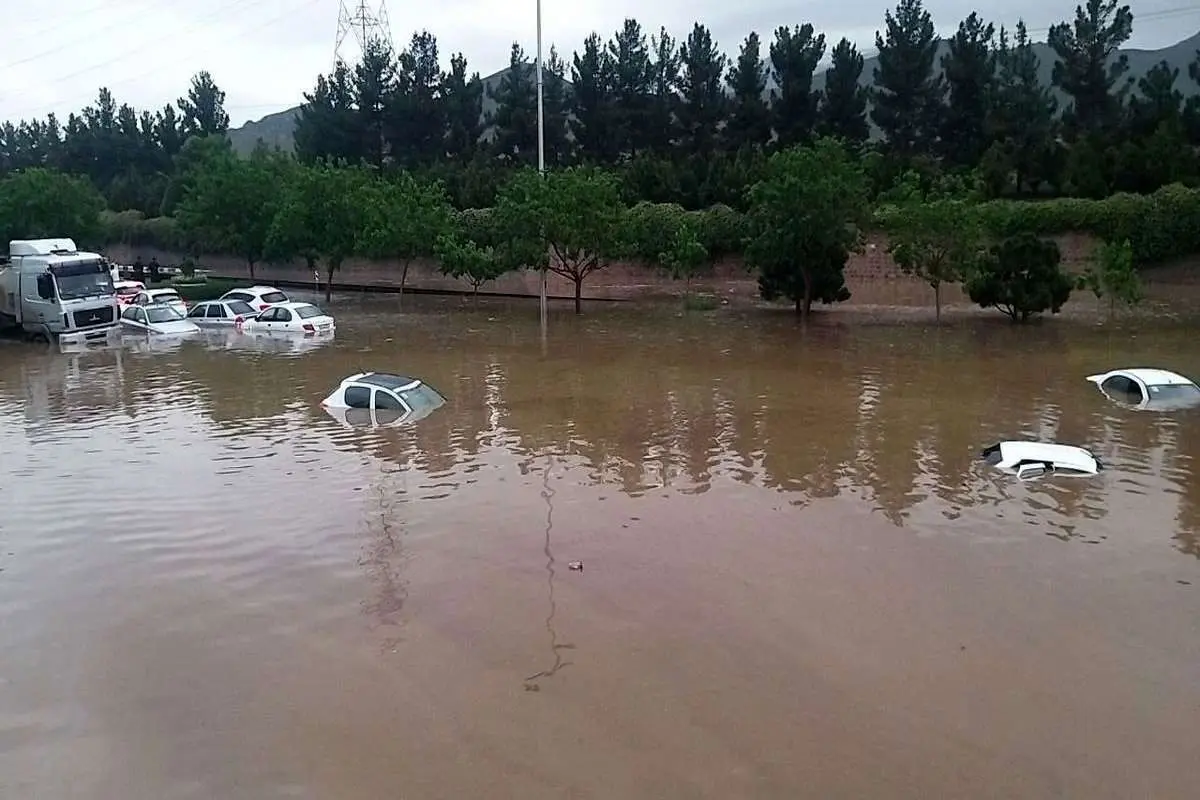 (ویدیو) آخرین وضعیت سیلزدگان مشهدی؛ ۷ نفر جان باختند