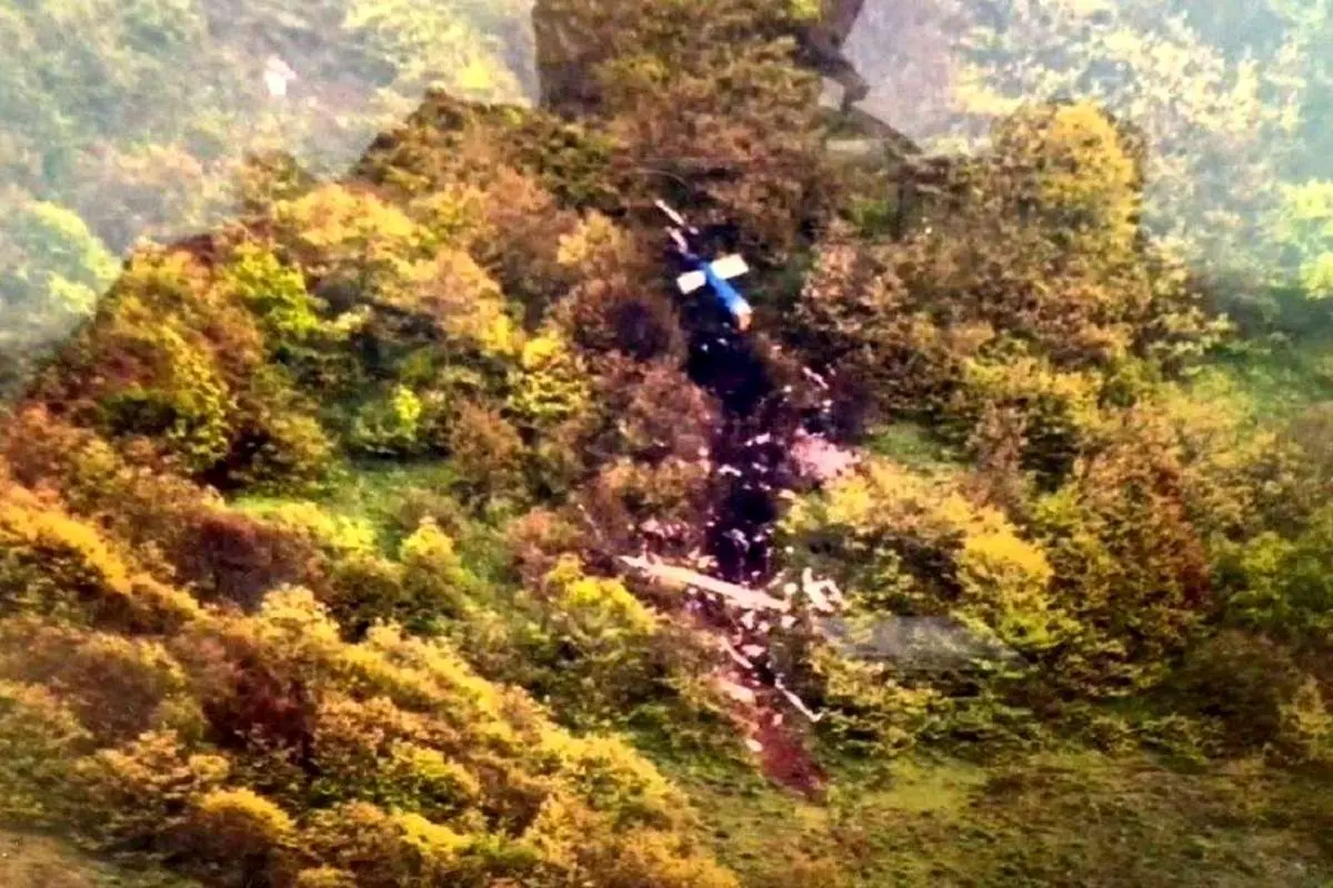 بالگرد پس از برخورد با ارتفاع، دچار آتش سوزی شد