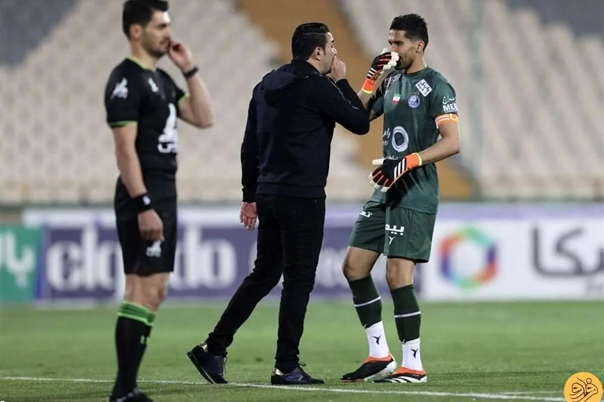 پرسپولیس از جواد نکونام شکایت کرد