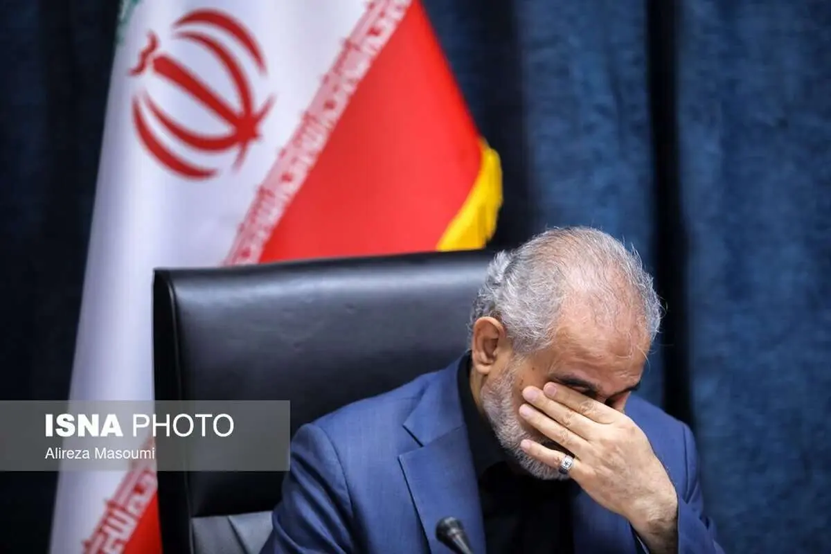 (تصاویر) اشک‌ها و لبخند‌ها در تودیع و معارفه معاون پارلمانی رئیس جمهور