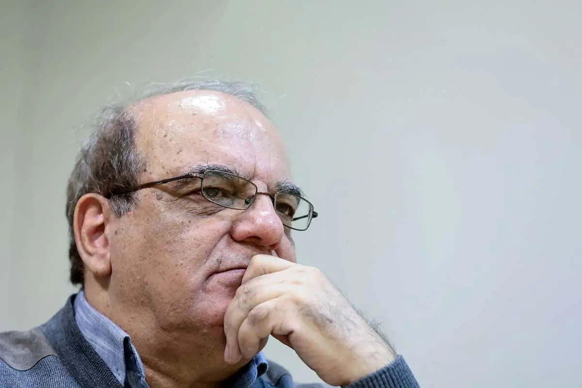 تحلیل عباس عبدی از شانس پیروزی اصلاح طلبان، حضور لاریجانی و...