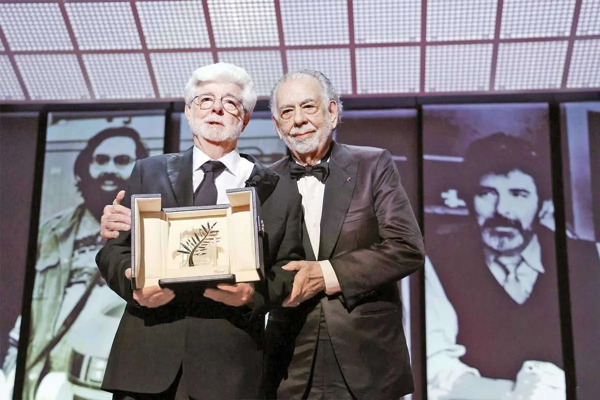 برگزیدگان جشنواره کن هفتادوهفتم؛ نخل طلا به چه کسانی رسید؟