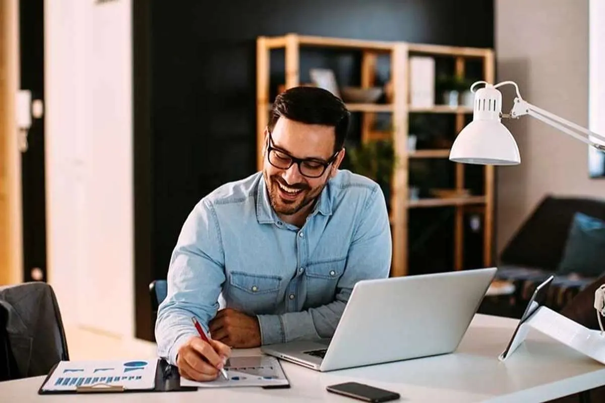 برای داشتن شغلی موفق این ۵ کار را هرگز انجام ندهید