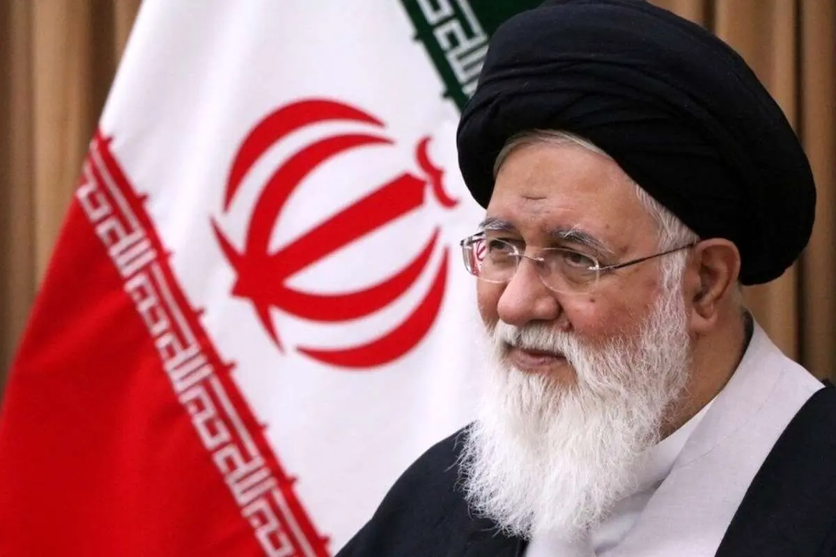 (ویدئو) بغض علمالهدی در مراسم تشییع پیکر رئیس جمهور فقید