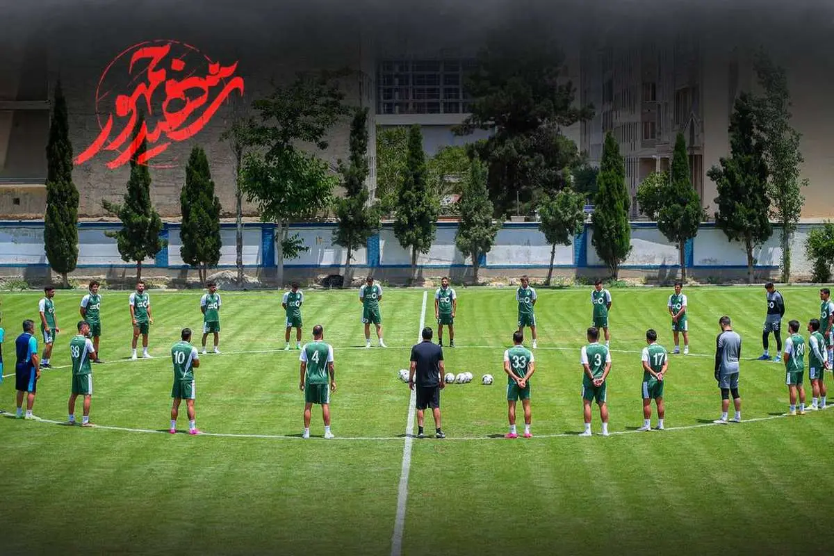 ادای احترام آبی‌پوشان به رییس جمهور شهید و همراهان وی