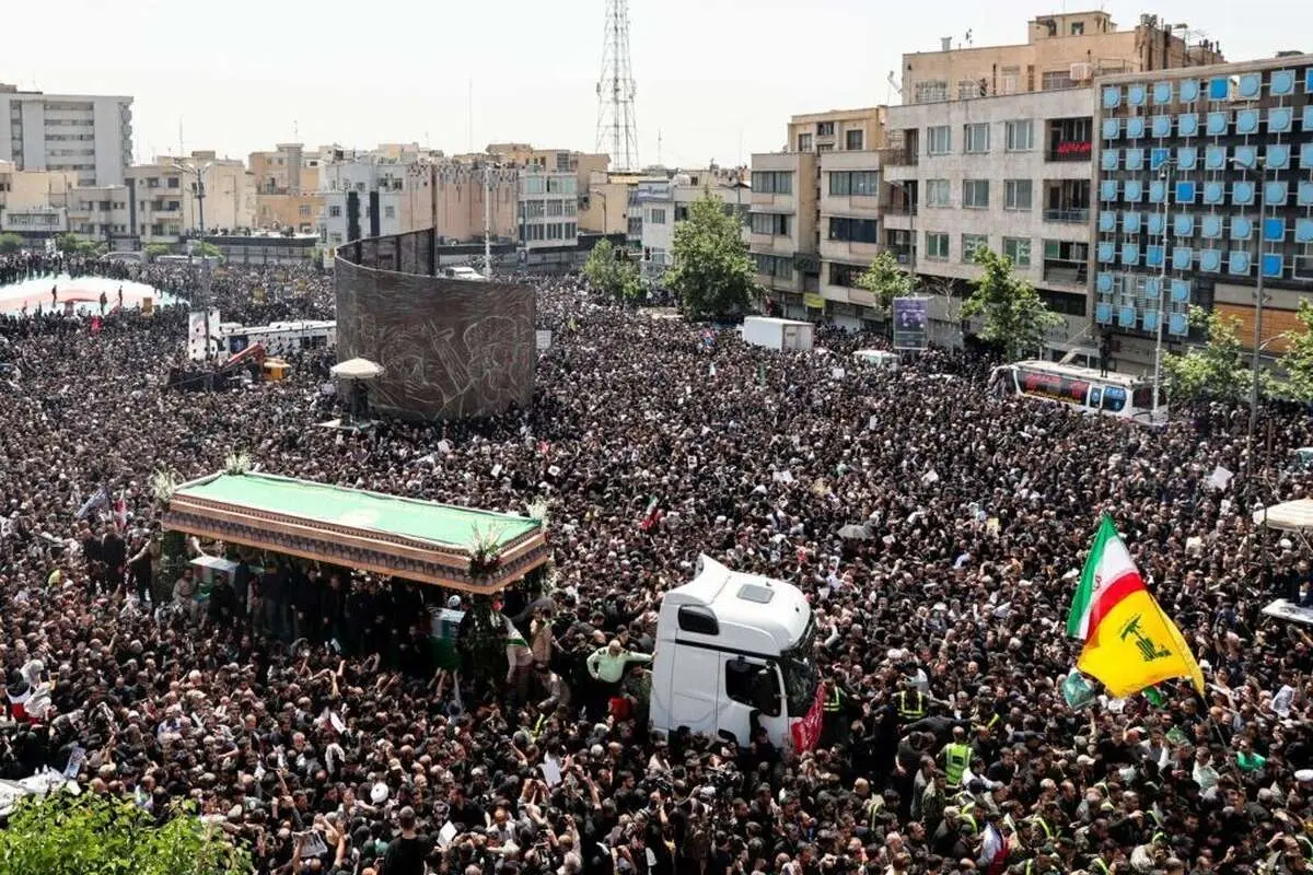 توییت «ریچارد مدهرست» درباره مراسم تشییع پیکر رئیس جمهور