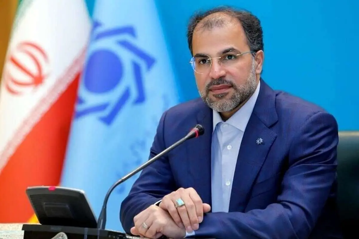 حمله مدیر روابط عمومی بانک مرکزی به روحانی برای غیبت در مراسم تشییع