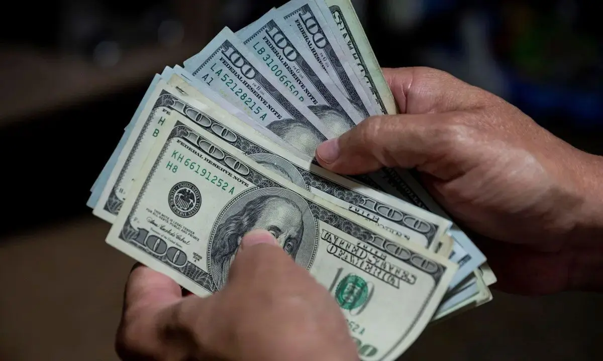 قیمت دلار امروز ۱۰ خرداد ۱۴۰۳