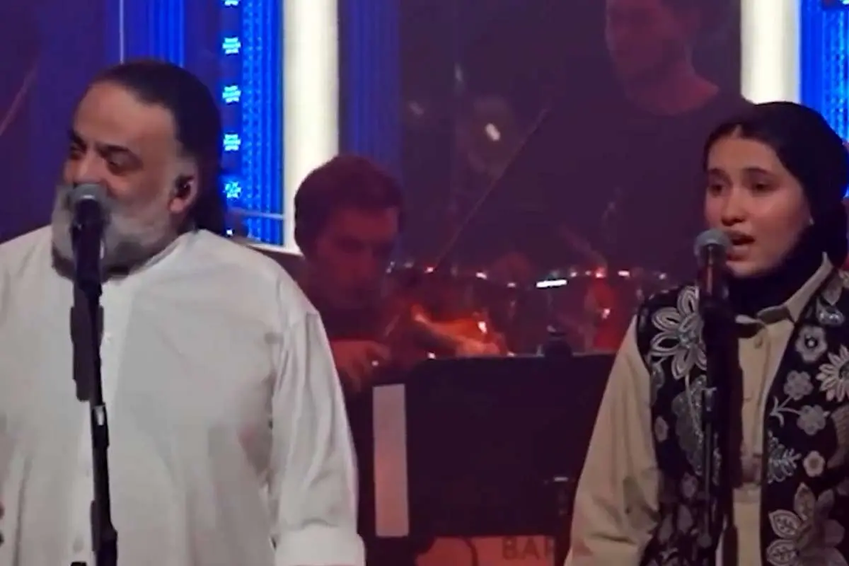 (ویدئو) هم خوانی علیرضا عصار و حنانه در اولین قسمت کنسرتینو