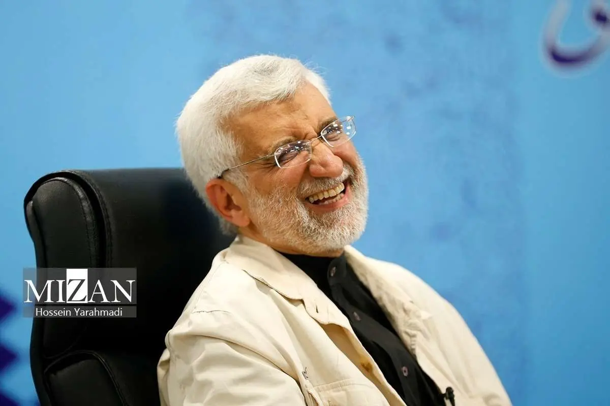 (تصاویر) خندههای سعید جلیلی هنگام ثبتنام در انتخابات