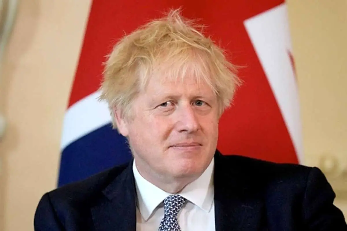 تصویر دردسرساز آقای سیاستمدار؛ پای هیتلر به میان آمد!