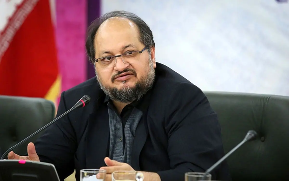 شریعتمداری به نفع هیچ نامزدی کناره گیری نکرده است
