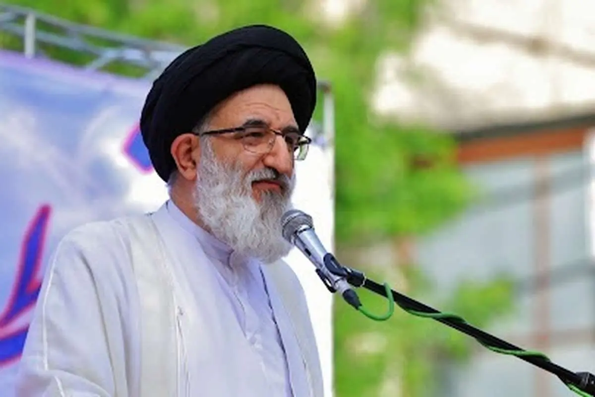امام جمعه کرج: القاء میکنند که کشور در دوران شهید رئیسی، معضلات اقتصادی داشته