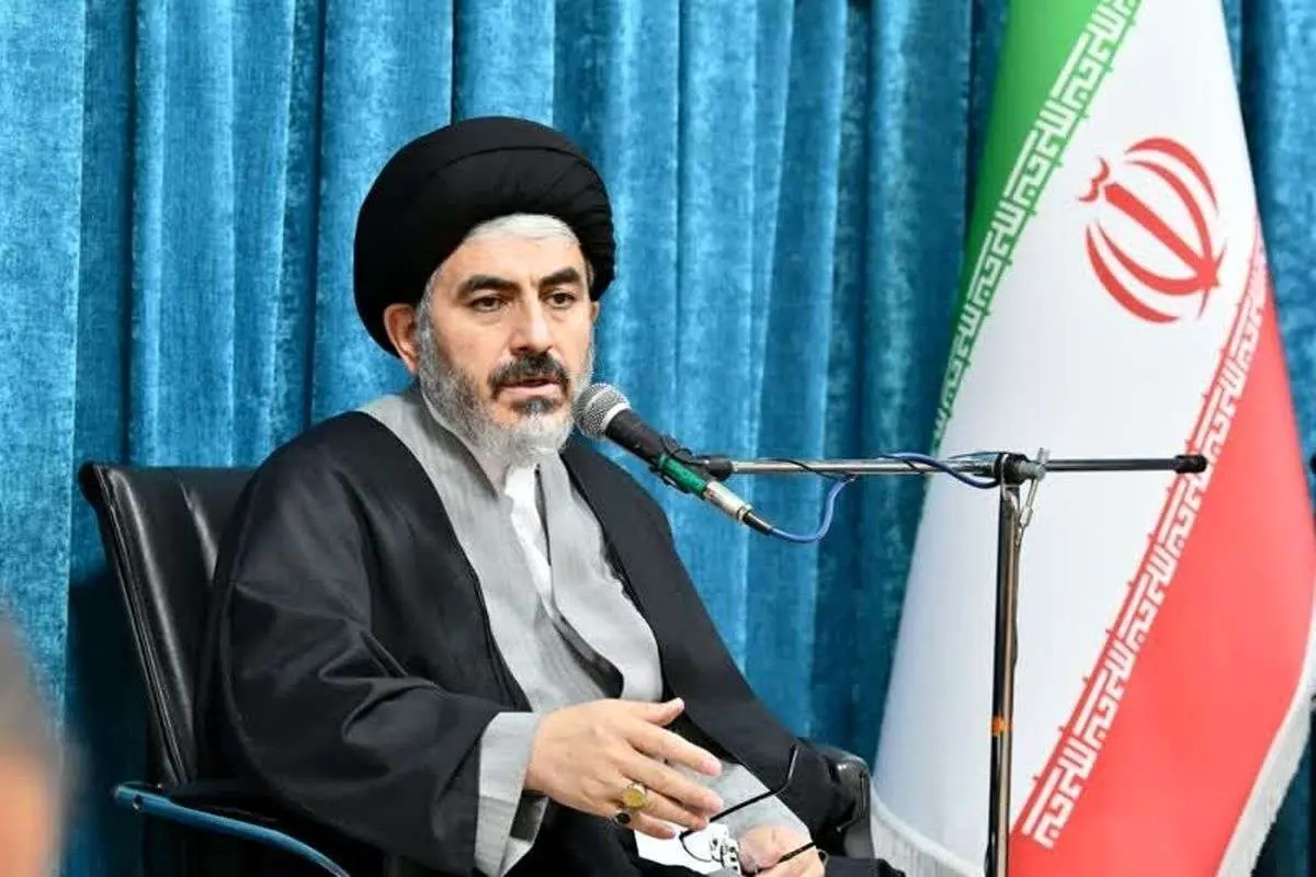 امام جمعه ارومیه: باید کسی را انتخاب کرد که خصوصیاتش به رییسجمهور شهید نزدیک باشد