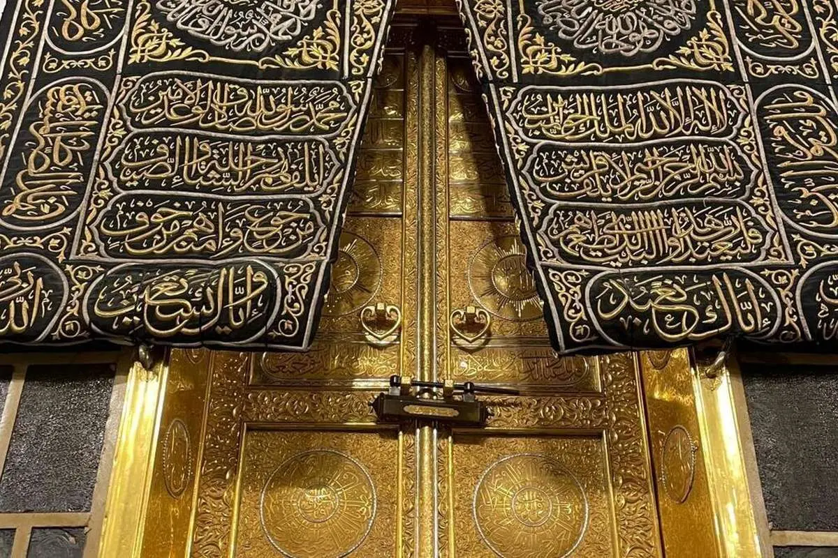 (تصاویر) حال و هوای زائران خانه خدا