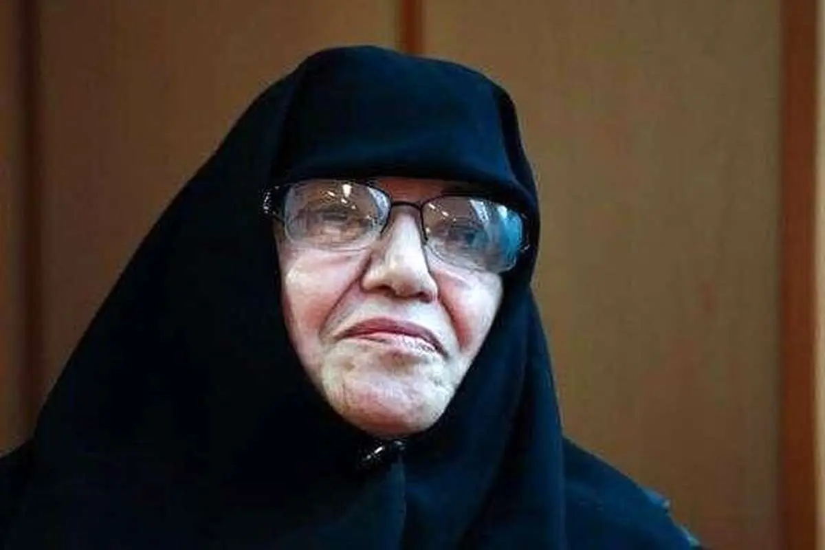 (عکس) ۱۳۵۹؛ سخنرانی انقلابی اعظم طالقانی و بنی صدر