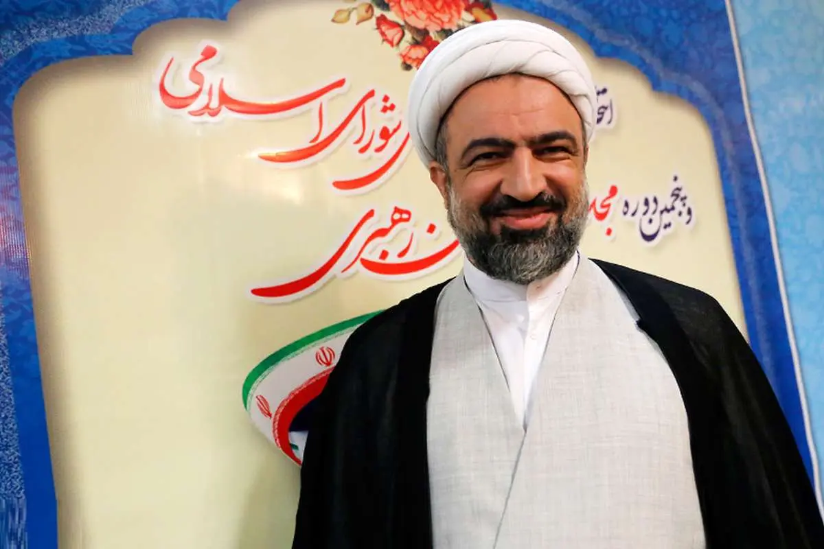 رسایی: چرا بازداشت و احضار فعالان مجازی را برای بعد از ۸ تیر نگذاشتند؟