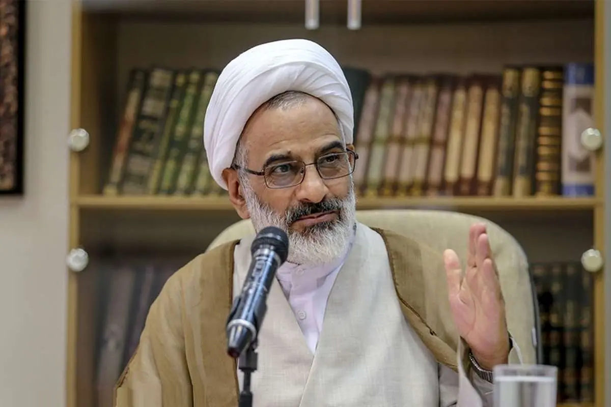 نماینده ولی فقیه در سپاه: در انتخابات، سپاه و بسیج هزینۀ اشخاص و احزاب نمیشوند