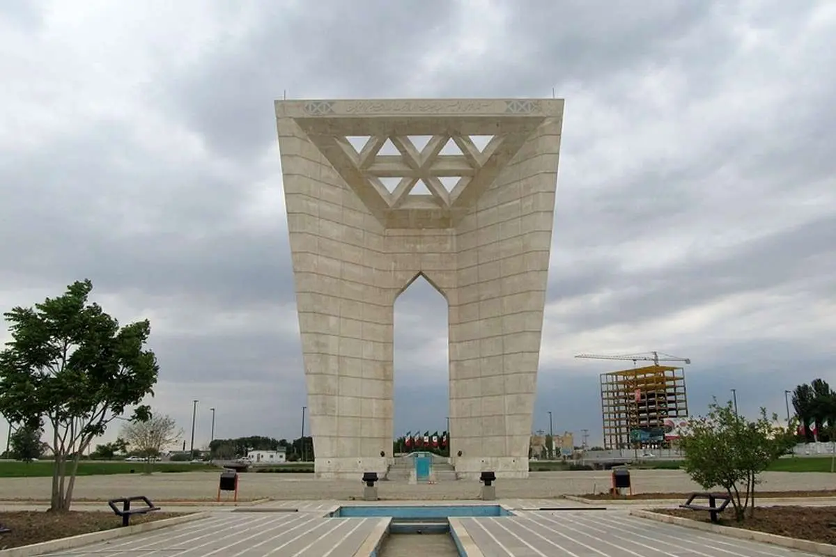 دروازههای تمدن تو را میخوانند