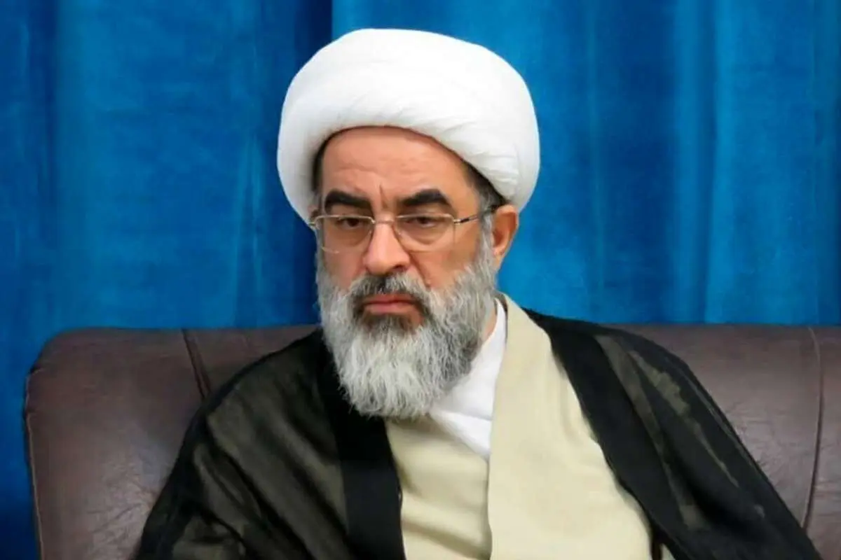 فاضل لنکرانی: اگر از حلال و حرام گفتیم و خودمان عمل نکردیم، مردم از دین فاصله میگیرند