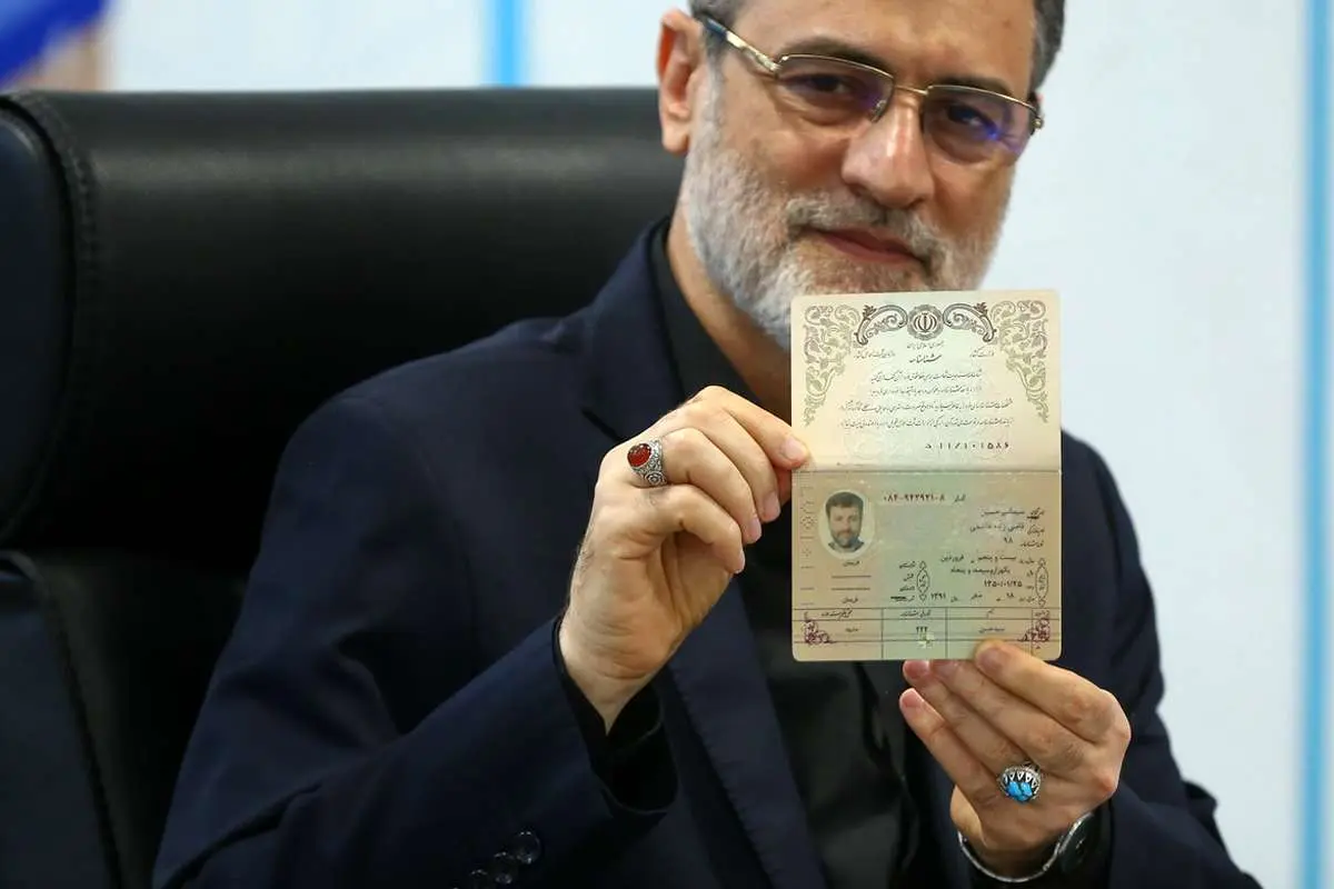 (ویدئو) حمله قاضی زاده به روحانی: رفته بودند با کدخدا بسازند